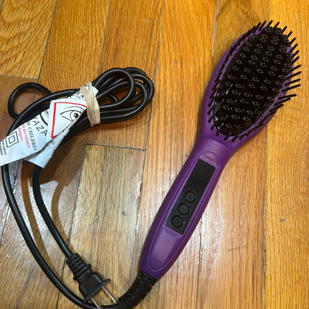 Preowned Straighteners Brush Preowned Straighteners Brush
